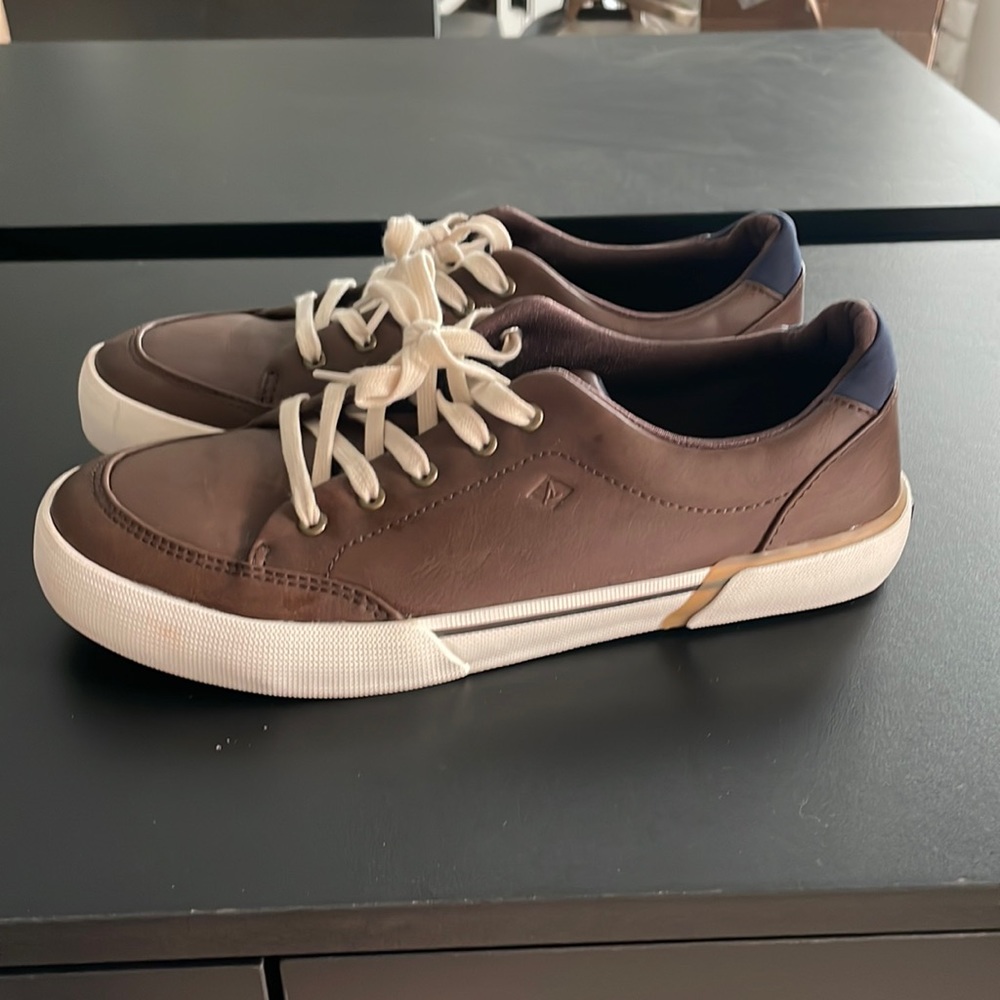 Sperry Harbor Tide sneaker